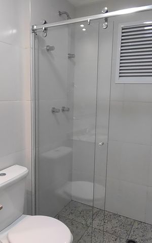 Apartamento para alugar com 69m², 2 quartos e 2 vagas Apartamento para alugar com 69m², 2 quartos e 2 vagasBanheiro