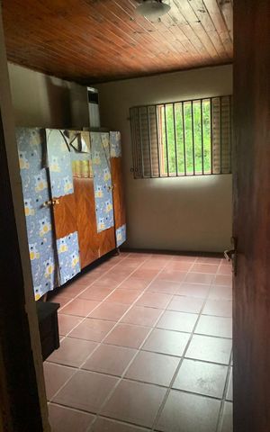 Casa à venda com 528m², 4 quartos e 1 vaga