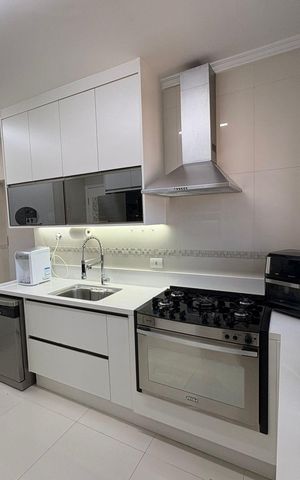 Apartamento à venda com 160m², 3 quartos e 3 vagas Apartamento à venda com 160m², 3 quartos e 3 vagasCozinha