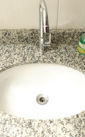 Casa à venda com 80m², 3 quartos e 1 vagaBanheiro 2 - Suíte 2