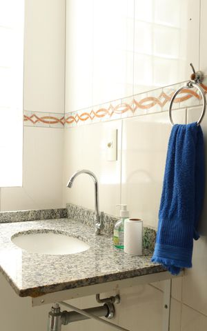 Casa à venda com 80m², 3 quartos e 1 vagaBanheiro 2 - Suíte 2