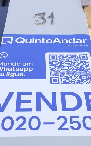 Casa à venda com 80m², 3 quartos e 1 vagaPlaca instalada na fachada do imóvel - Código da placa:HBJM-58