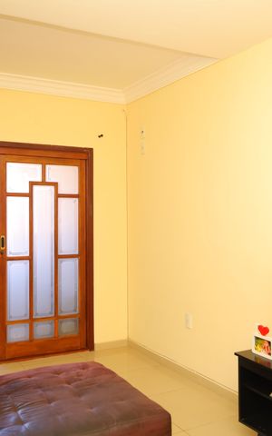 Casa à venda com 80m², 3 quartos e 1 vagaSuíte 1