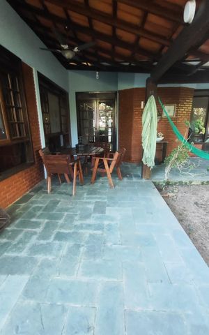 Casa de condomínio à venda com 267m², 4 quartos e 4 vagas
