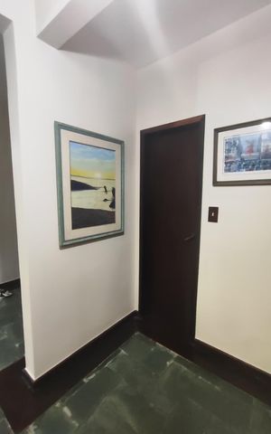 Casa de condomínio à venda com 267m², 4 quartos e 4 vagas