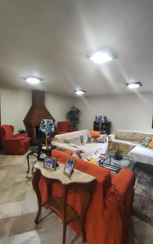 Casa de condomínio à venda com 267m², 4 quartos e 4 vagas