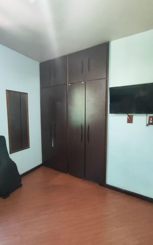 Casa de condomínio à venda com 267m², 4 quartos e 4 vagas