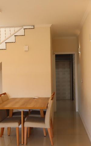 Casa à venda com 140m², 3 quartos e 3 vagasSala