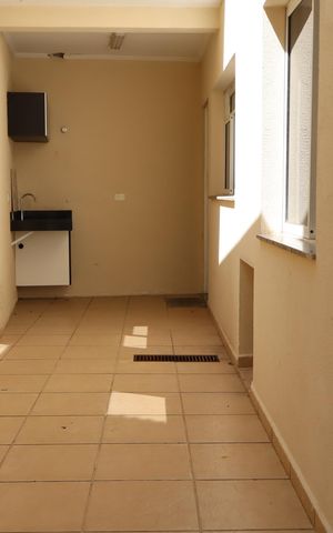 Casa à venda com 140m², 3 quartos e 3 vagasÁrea de Serviço