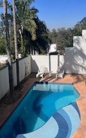Casa para alugar com 262m², 4 quartos e 2 vagas