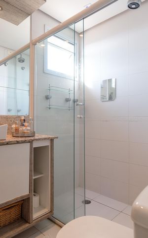 Apartamento à venda com 124m², 3 quartos e 2 vagasBanheiro do Quarto 1 suíte