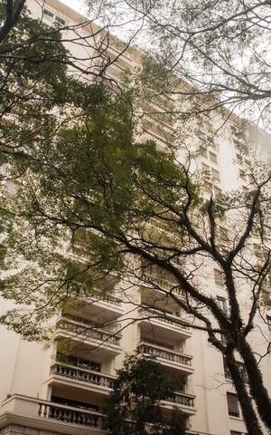 Apartamento à venda com 110m², 3 quartos e 2 vagasFachada