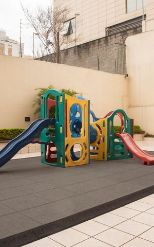 Apartamento à venda com 110m², 3 quartos e 2 vagasÁrea comum - Playground