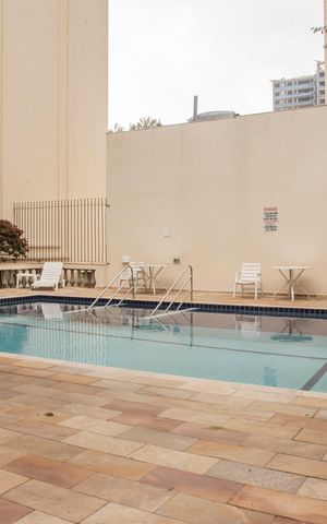 Apartamento à venda com 110m², 3 quartos e 2 vagasÁrea comum - Piscina