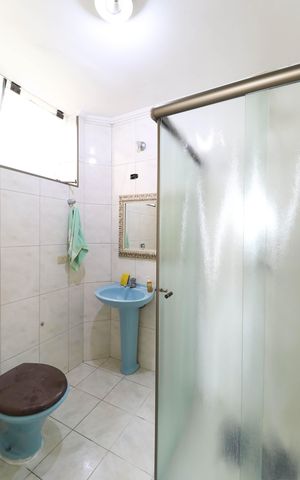 Casa à venda com 284m², 4 quartos e 4 vagas