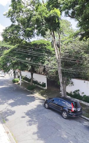 Casa à venda com 672m², 5 quartos e 2 vagasTerraço