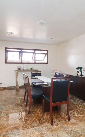 Casa à venda com 672m², 5 quartos e 2 vagasSala de Jantar 2