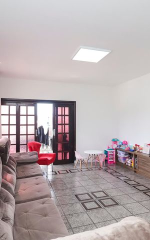 Casa à venda com 672m², 5 quartos e 2 vagasSala de Estar
