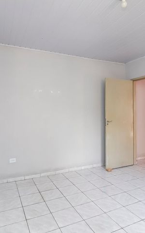 Casa à venda com 672m², 5 quartos e 2 vagasEdícula - Quarto