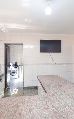 Casa à venda com 672m², 5 quartos e 2 vagasCozinha