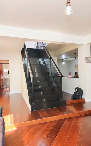 Casa à venda com 672m², 5 quartos e 2 vagasAntessala