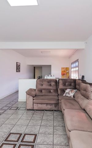 Casa à venda com 672m², 5 quartos e 2 vagasSala de Estar