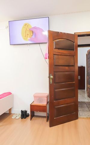 Casa à venda com 672m², 5 quartos e 2 vagasQuarto 1 - Suíte