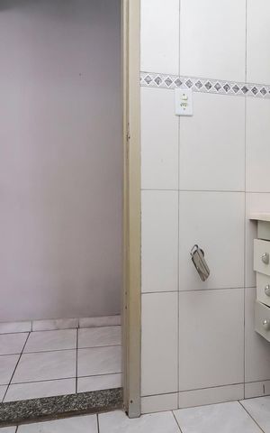 Casa à venda com 672m², 5 quartos e 2 vagasEdícula - Banheiro