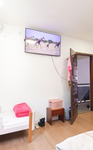 Casa à venda com 672m², 5 quartos e 2 vagasQuarto 1 - Suíte
