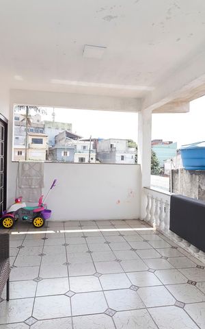 Casa à venda com 672m², 5 quartos e 2 vagasÁrea de Serviço
