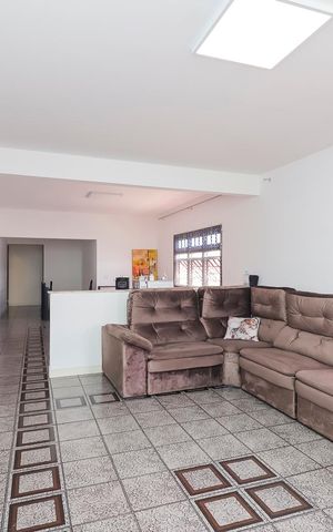 Casa à venda com 672m², 5 quartos e 2 vagasSala de Estar