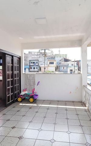 Casa à venda com 672m², 5 quartos e 2 vagasÁrea de Serviço