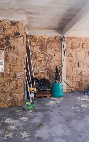 Casa à venda com 672m², 5 quartos e 2 vagasGaragem