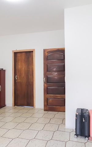 Casa à venda com 672m², 5 quartos e 2 vagasQuarto 2 - Suíte