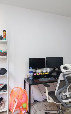 Casa à venda com 672m², 5 quartos e 2 vagasQuarto 4