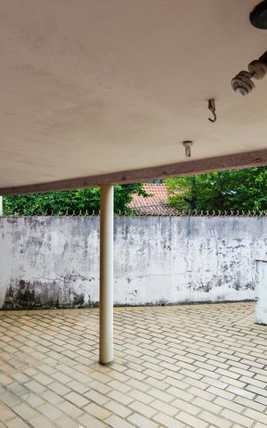 Casa à venda com 190m², 2 quartos e 4 vagasVaranda