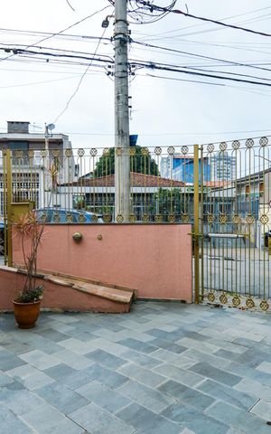 Casa à venda com 190m², 2 quartos e 4 vagasGaragem