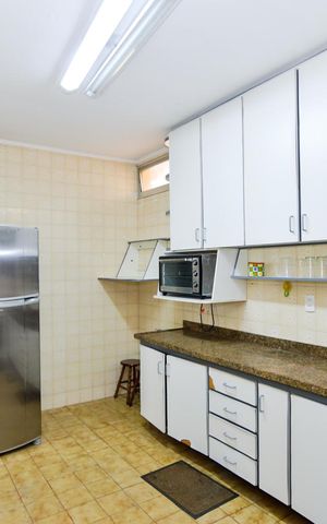Casa à venda com 190m², 2 quartos e 4 vagasCozinha