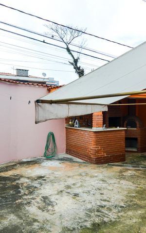 Casa à venda com 190m², 2 quartos e 4 vagasGaragem
