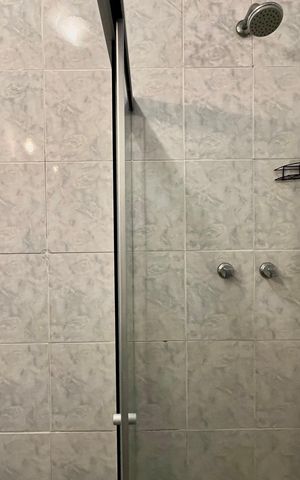 Apartamento para alugar com 90m², 3 quartos e sem vaga Apartamento para alugar com 90m², 3 quartos e sem vagaBanheiro