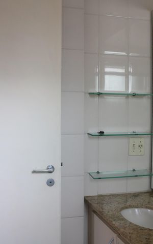 Apartamento para alugar com 48m², 2 quartos e 2 vagasBanheiro