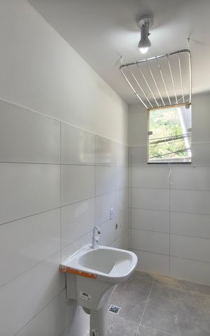 Casa à venda com 90m², 2 quartos e sem vaga