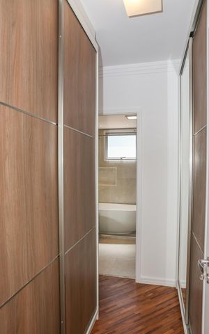 Apartamento à venda com 187m², 3 quartos e 3 vagas Apartamento à venda com 187m², 3 quartos e 3 vagasSuíte 1