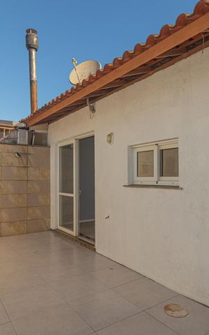 Casa de condomínio à venda com 124m², 3 quartos e 2 vagas Casa de condomínio à venda com 124m², 3 quartos e 2 vagasÁrea externa/fundos