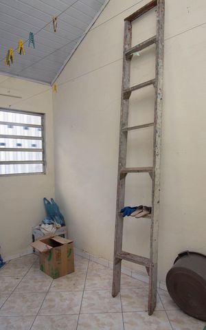 Casa à venda com 195m², 2 quartos e 3 vagas