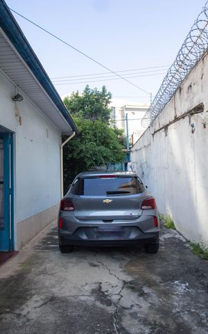 Casa à venda com 195m², 2 quartos e 3 vagas