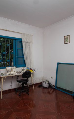 Casa à venda com 195m², 2 quartos e 3 vagas
