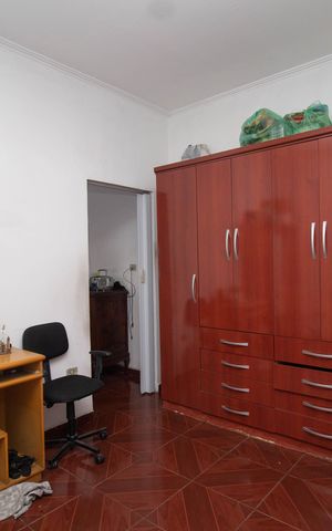 Casa à venda com 195m², 2 quartos e 3 vagas