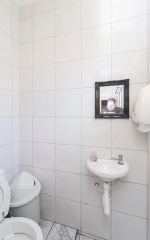 Casa à venda com 280m², 3 quartos e 3 vagasBanheiro Externo
