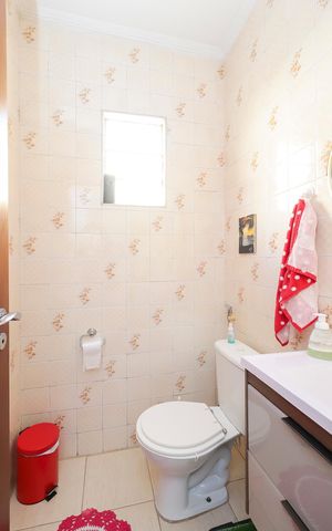 Casa à venda com 280m², 3 quartos e 3 vagasLavabo